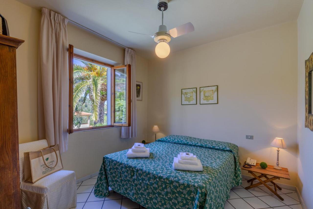 Hotel Cernia Isola Botanica Сант'Андреа Екстер'єр фото