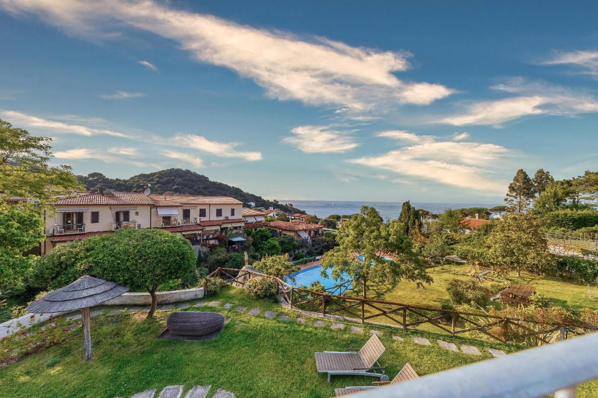 Hotel Cernia Isola Botanica Сант'Андреа Екстер'єр фото