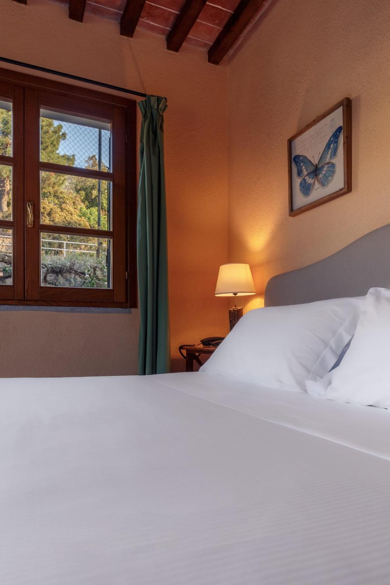 Hotel Cernia Isola Botanica Сант'Андреа Екстер'єр фото